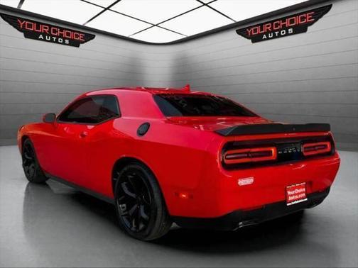 2015 Dodge Challenger SXT Plus