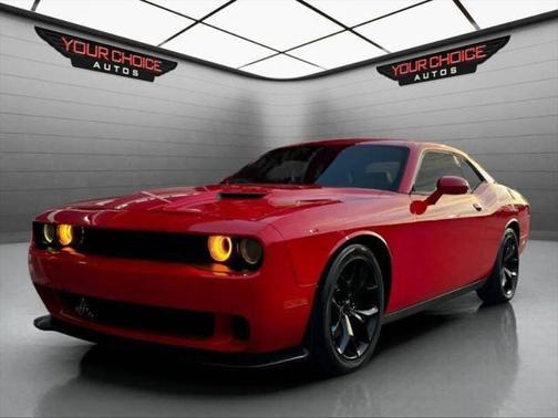 2015 Dodge Challenger SXT Plus