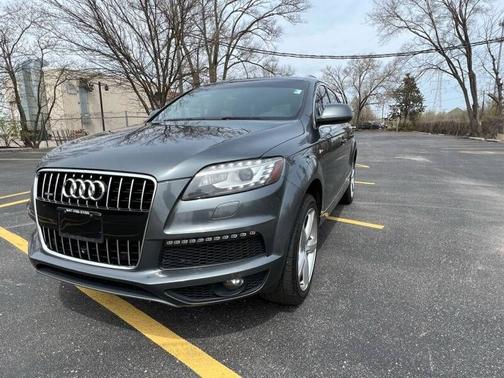 Photo 1 of 22 of 2015 Audi Q7 3.0T S line Prestige