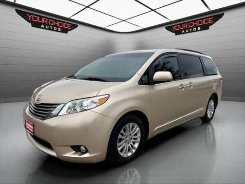 2012 Toyota Sienna XLE