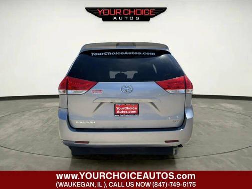 Silver Sky Metallic 2011 Toyota Sienna 5dr 7-Pass Van V6 LE AAS FWD (Natl)