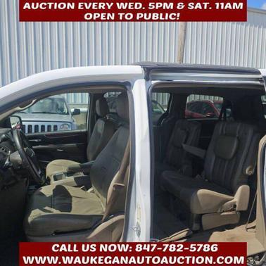 2014 Chrysler Town & Country Touring