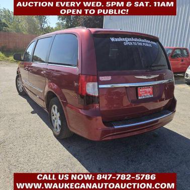2012 Chrysler Town & Country Touring