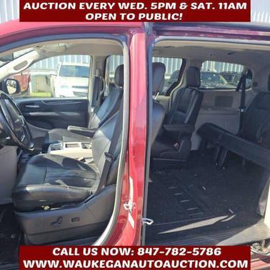 2012 Chrysler Town & Country Touring