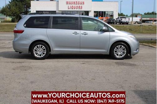 2015 Toyota Sienna XLE
