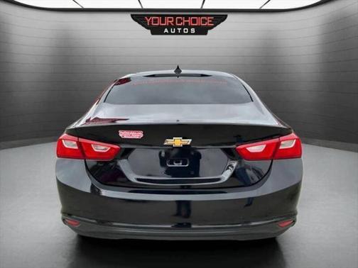 2017 Chevrolet Malibu 1LT