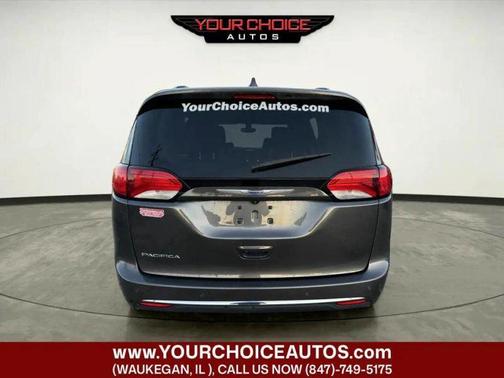 Granite Crystal Metallic Clearcoat 2018 Chrysler Pacifica Touring L Plus FWD
