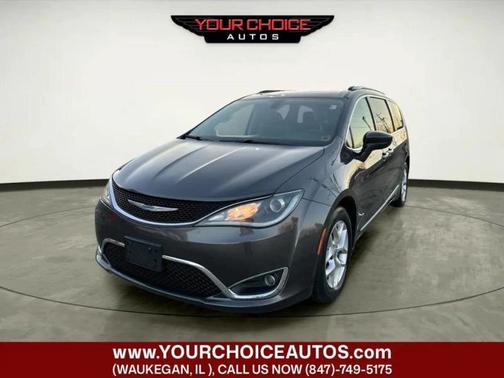 Granite Crystal Metallic Clearcoat 2018 Chrysler Pacifica Touring L Plus FWD