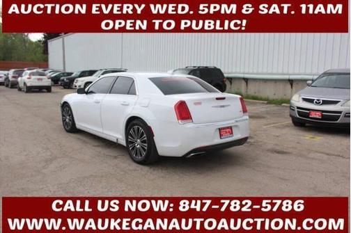 2015 Chrysler 300 Limited
