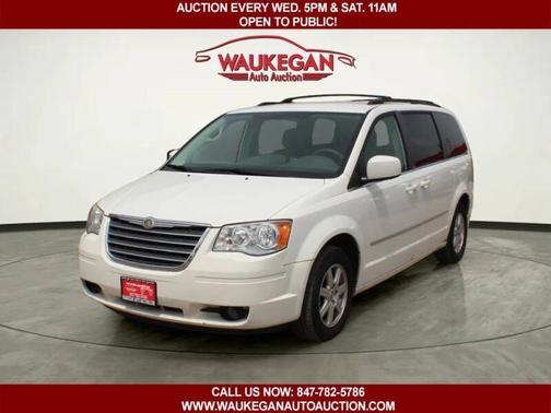 Stone White 2010 Chrysler Town & Country 4dr Wgn Touring