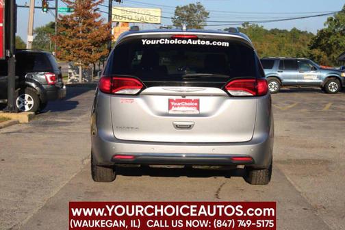 2018 Chrysler Pacifica Touring-L