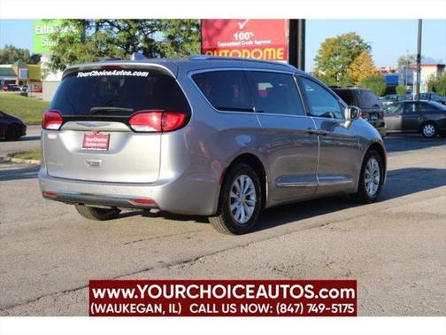 2018 Chrysler Pacifica Touring L FWD