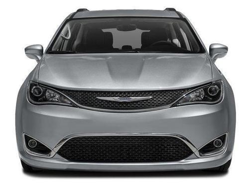 2018 Chrysler Pacifica Touring-L