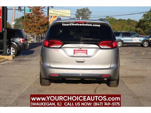 2018 Chrysler Pacifica Touring L FWD