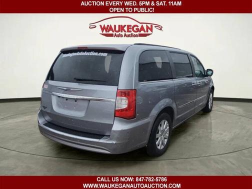2014 Chrysler Town & Country 4dr Wgn Touring