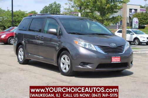 2016 Toyota Sienna LE