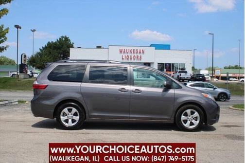 2015 Toyota Sienna LE