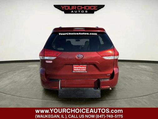 2011 Toyota Sienna LE