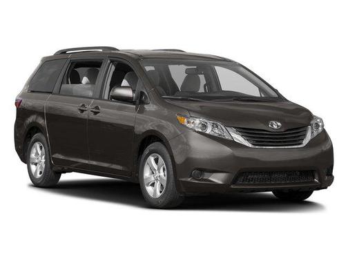 2017 Toyota Sienna LE