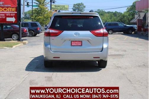 2017 Toyota Sienna LE