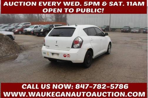 2010 Pontiac Vibe Base