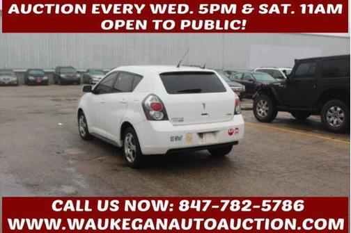 2010 Pontiac Vibe Base