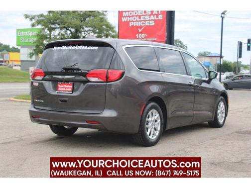 2017 Chrysler Pacifica LX