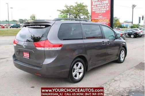 2011 Toyota Sienna LE