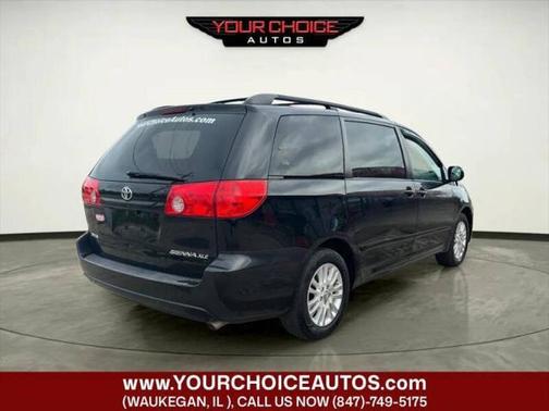 2010 Toyota Sienna XLE
