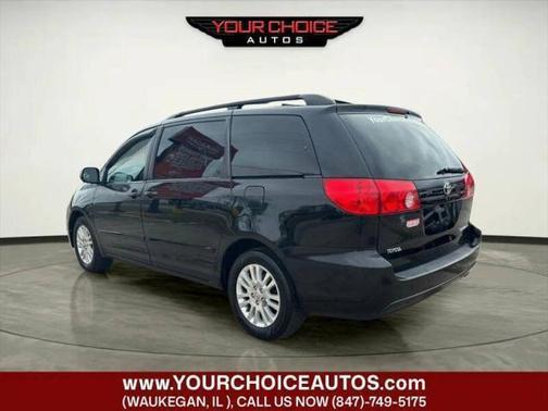2010 Toyota Sienna XLE