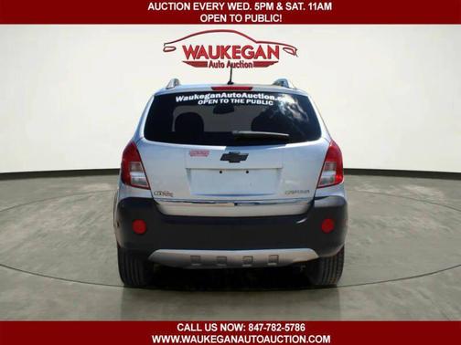 Silver Ice Metallic 2013 Chevrolet Captiva Sport FWD 4dr LS w/2LS