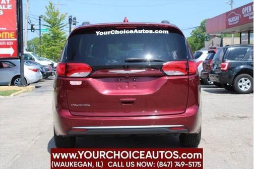 2017 Chrysler Pacifica Touring-L