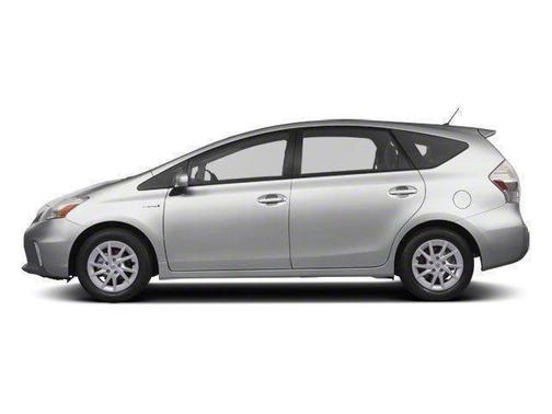 2013 Toyota Prius v Five