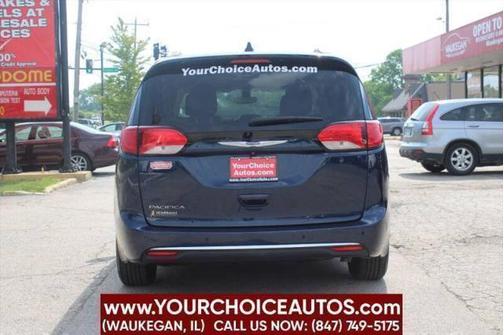 2018 Chrysler Pacifica Touring-L
