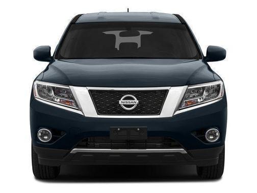 2016 Nissan Pathfinder SV