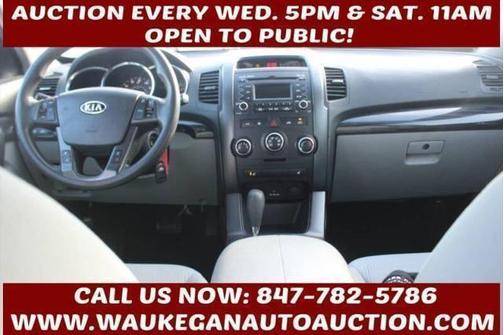 2011 Kia Sorento LX