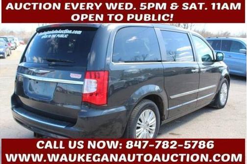 2012 Chrysler Town & Country Touring-L