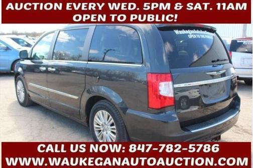 2012 Chrysler Town & Country Touring-L