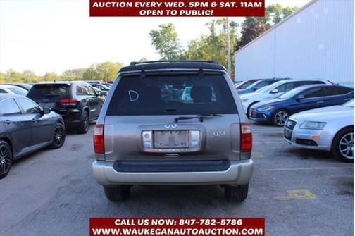 2001 INFINITI QX4 Luxury