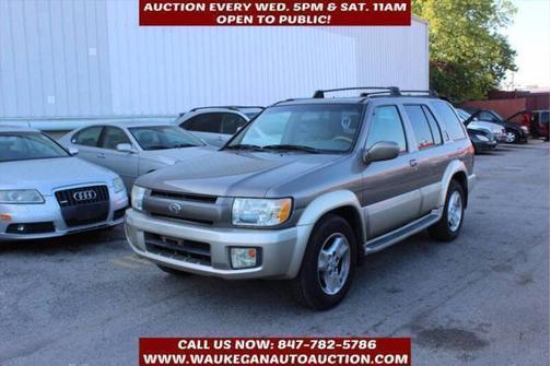 2001 INFINITI QX4 Luxury