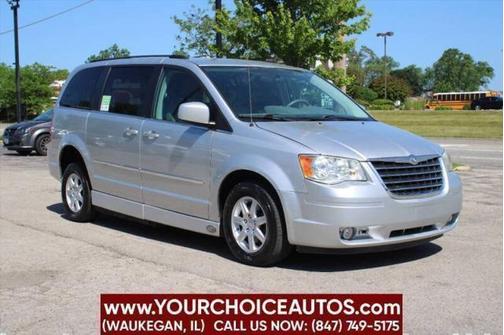 2010 Chrysler Town & Country Touring