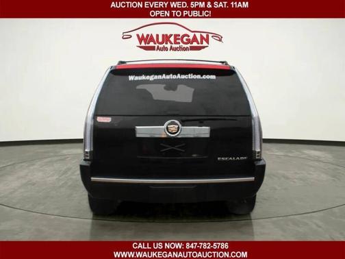 2014 Cadillac Escalade AWD 4dr Luxury