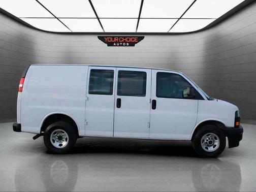 2021 GMC Savana 2500 Work Van