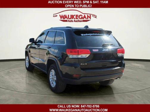 Brilliant Black Crystal Pearlcoat 2014 Jeep Grand Cherokee 4WD 4dr Laredo