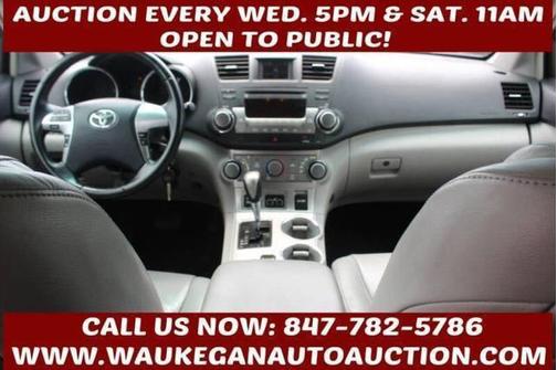 2011 Toyota Highlander SE