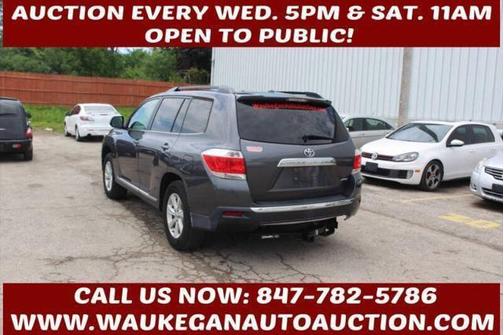 2011 Toyota Highlander SE