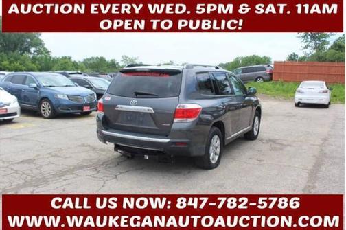 2011 Toyota Highlander SE