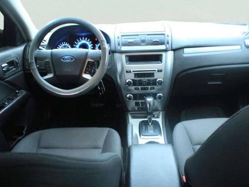 Sterling Gray Metallic 2010 Ford Fusion 4dr Sdn SE FWD