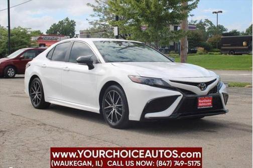 2022 Toyota Camry SE