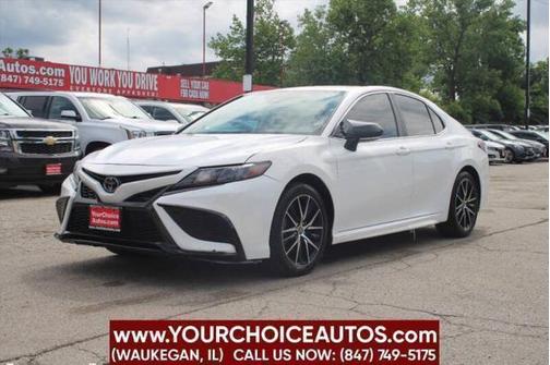 2022 Toyota Camry SE